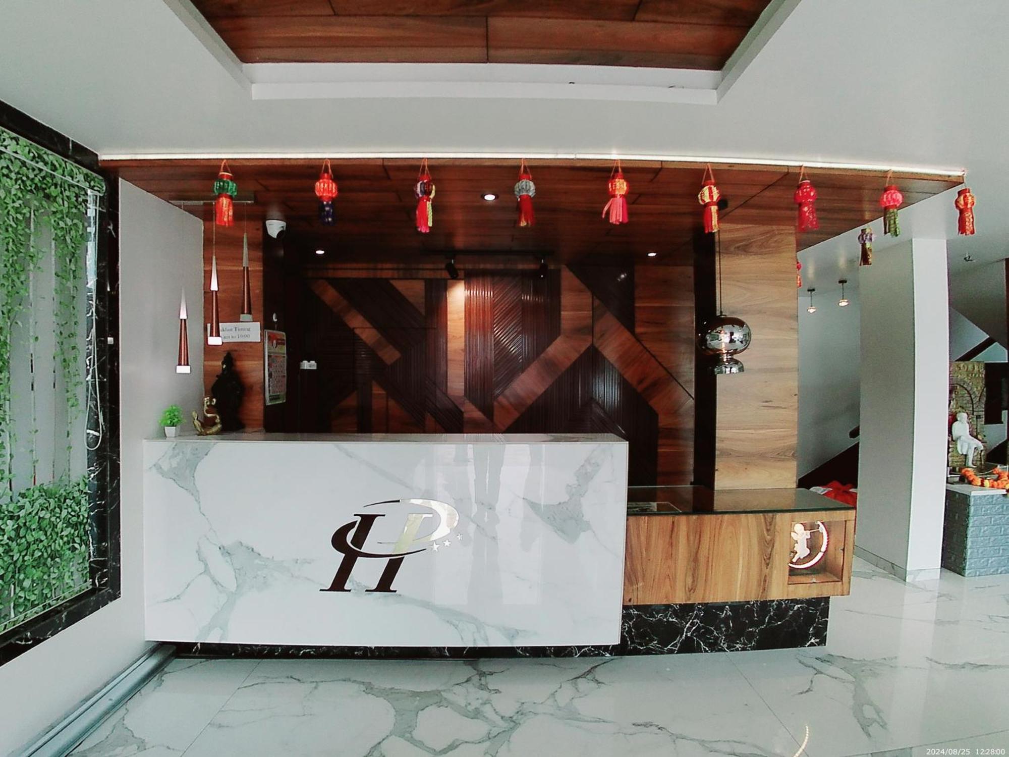 Hotel Sai Pratik, Newly Built Up, Complimentary Shuttle To The Temple Sirdi Kültér fotó